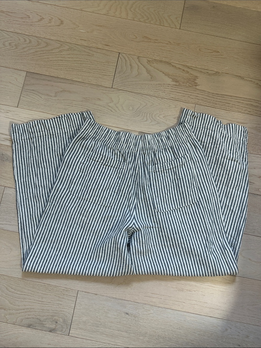 Striped Muted Teal and White Lightweight Lounge Pants Elastic Waist Wide Leg - Picture 7 of 9